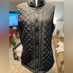 Maurices quilted puffer vest with pockets- XL